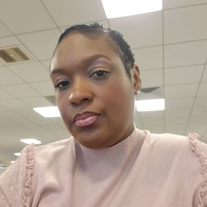 Meet your Posher, Marisa